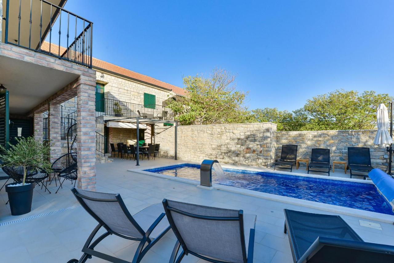 Stone Villa Didovi Snovi With Heated Pool Lisane Ostrovicke Экстерьер фото
